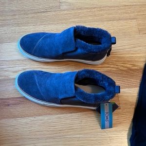 Toms shoes Paxton grey suede size 7 NWT